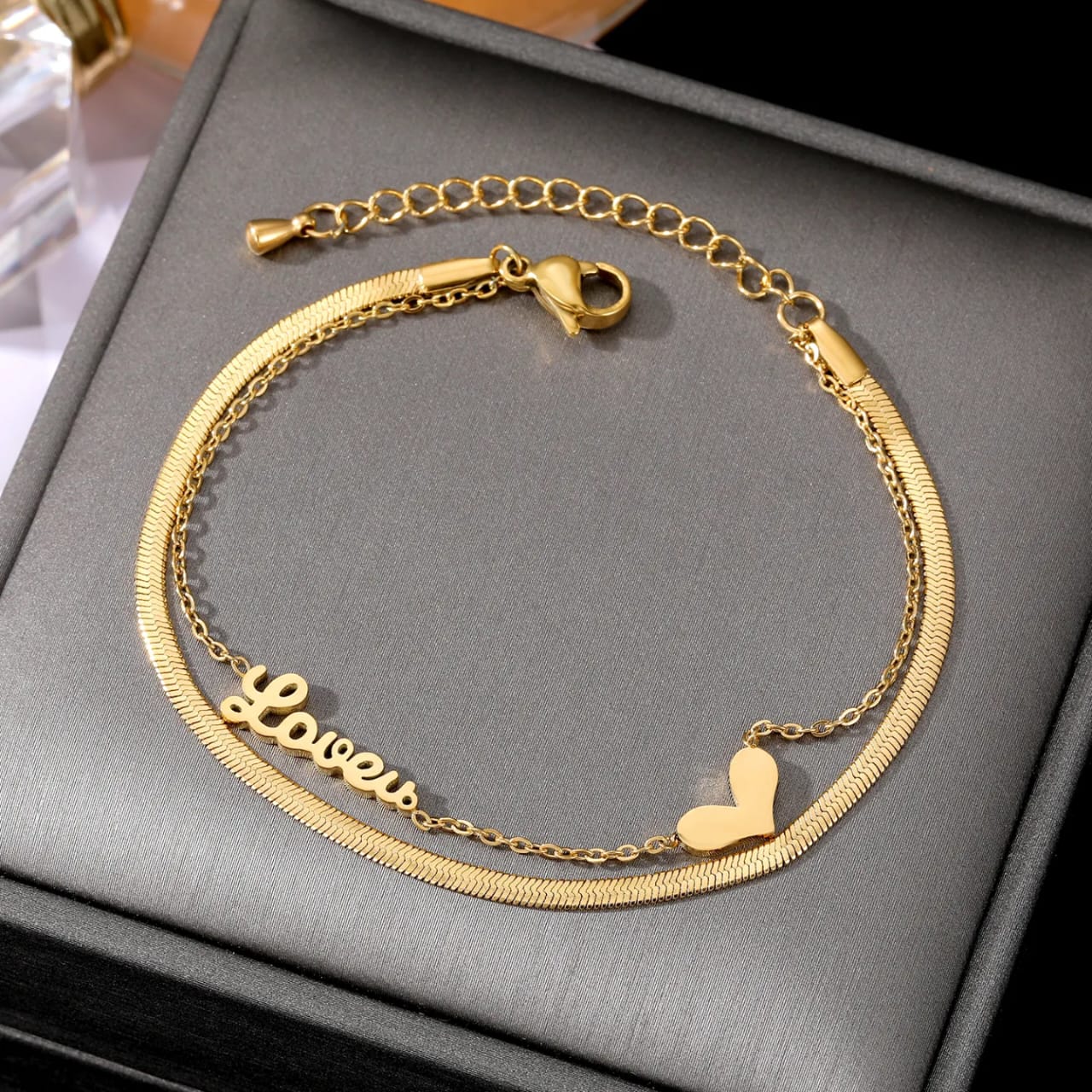 Twisted heart bracelet