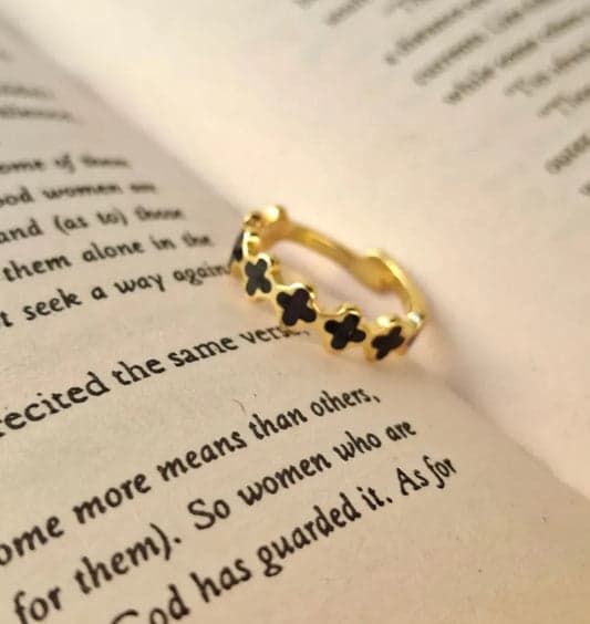 Venclave Clover Adjustable size rings