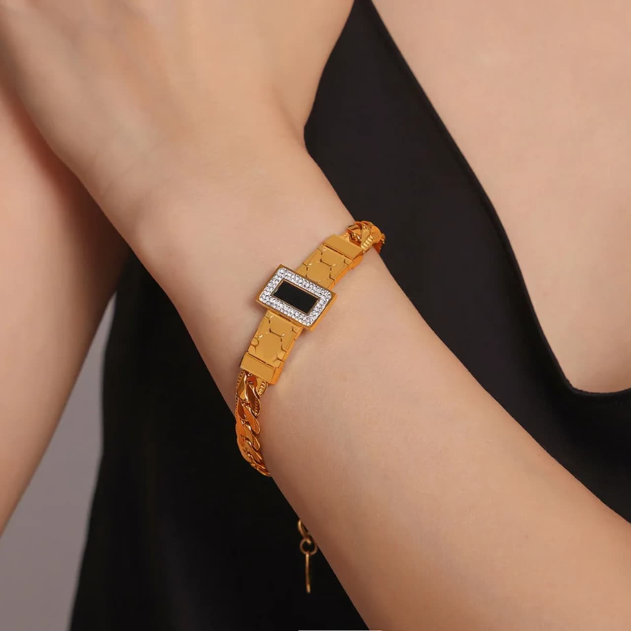 Black stone bracelet