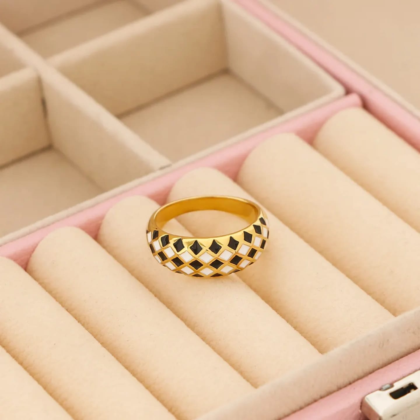 Chess Ring