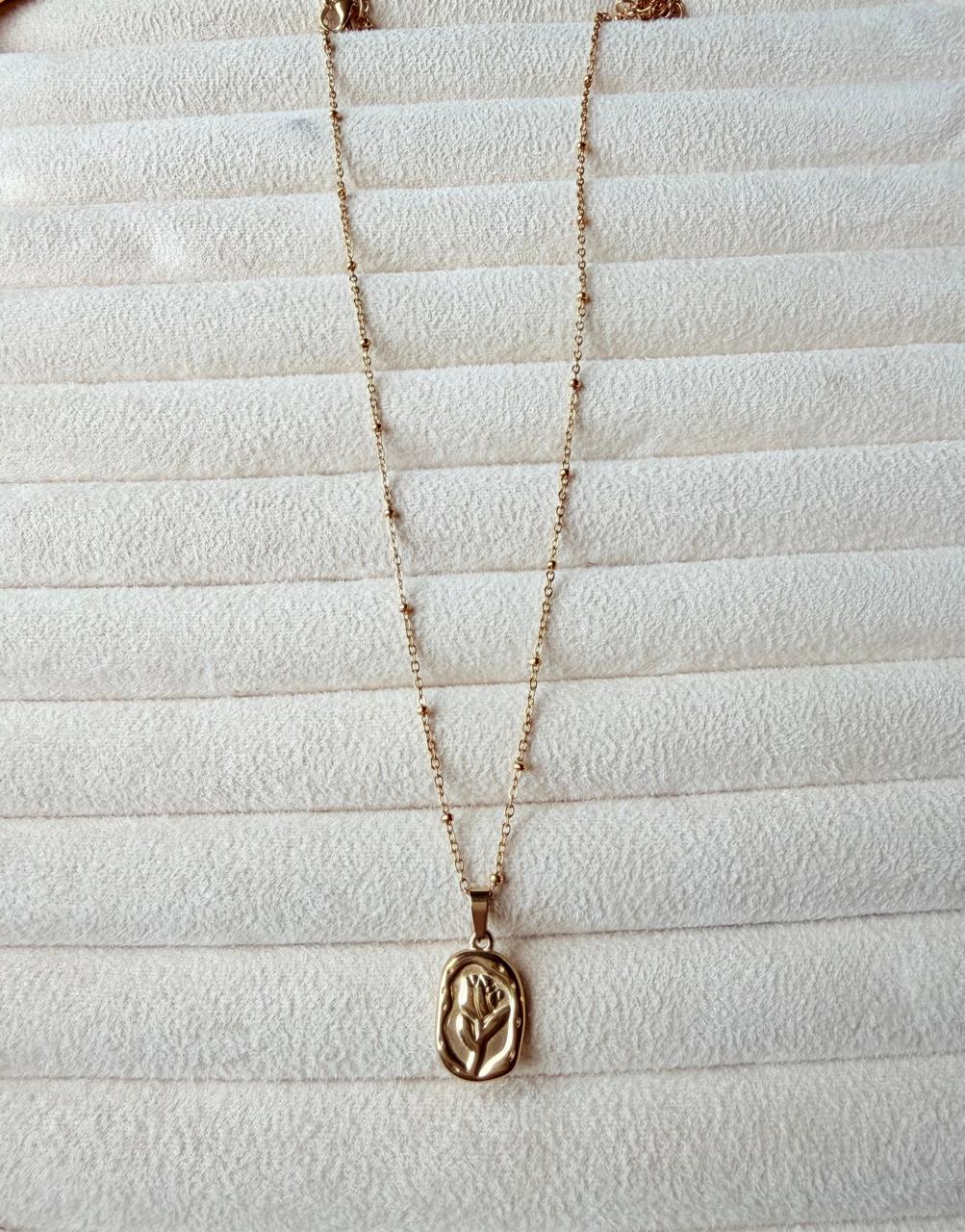 Gold plated Rose Necklace