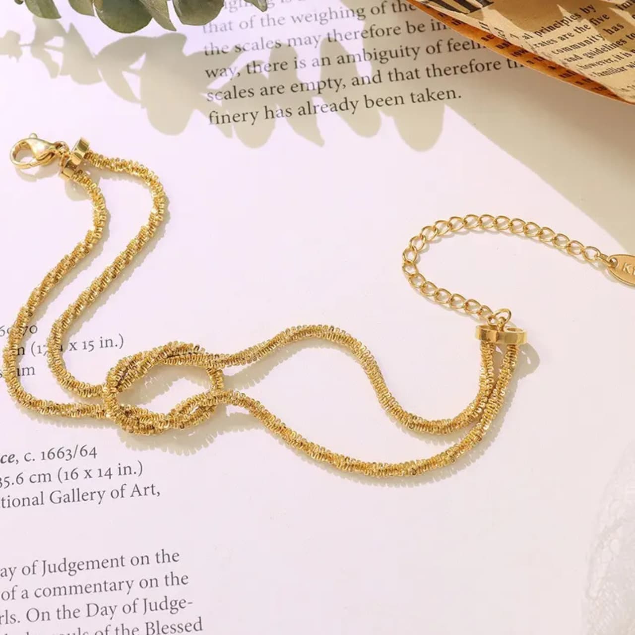 Artificial jewelleryAKaccessories