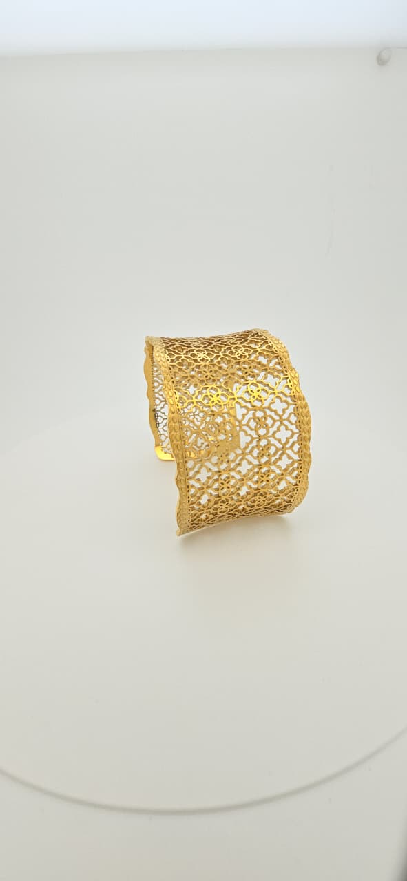 Artificial jewelleryAKaccessories