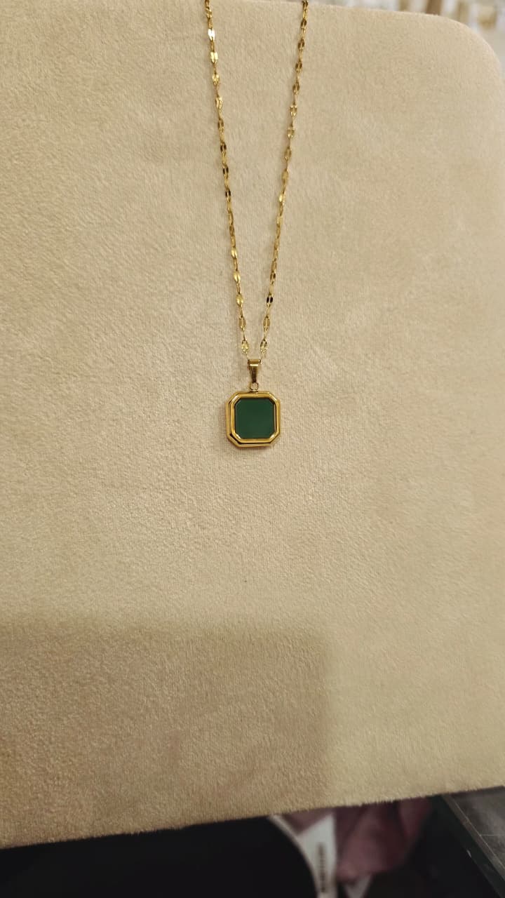 New  green Necklace
