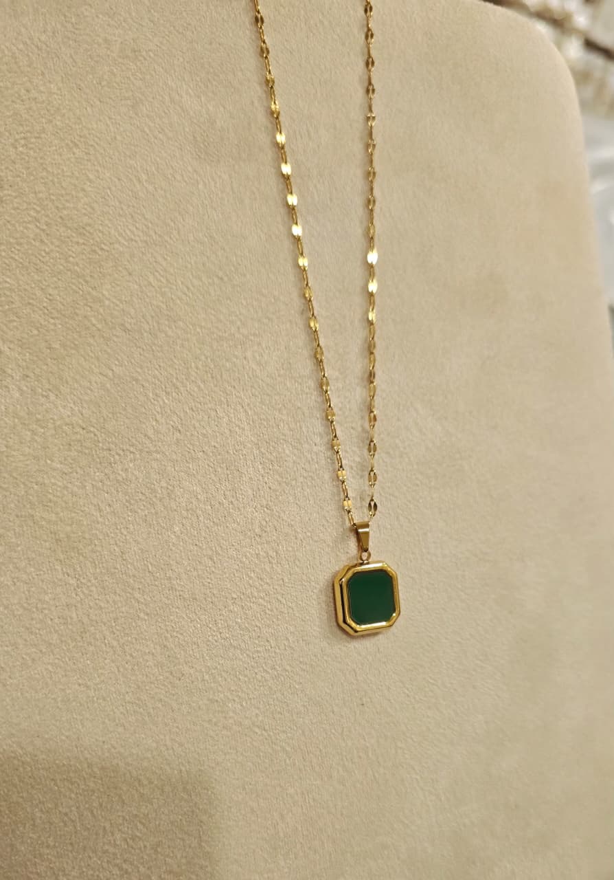 New  green Necklace
