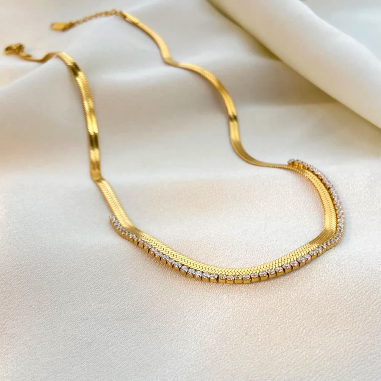 Serenade Gold Necklace